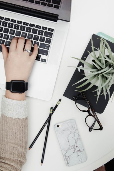 blogging as a side hustle